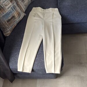 Zara Cream Capris Tailored Elegance